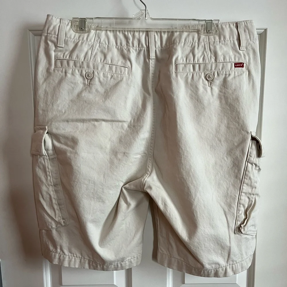 Levi’s cargo shorts